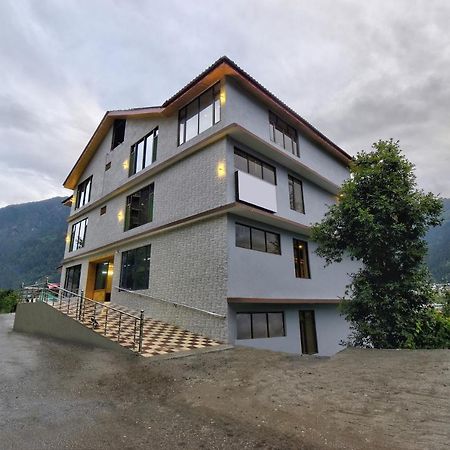 Hotel Capital O 42006 Phalguni Regency Manāli Exteriér fotografie